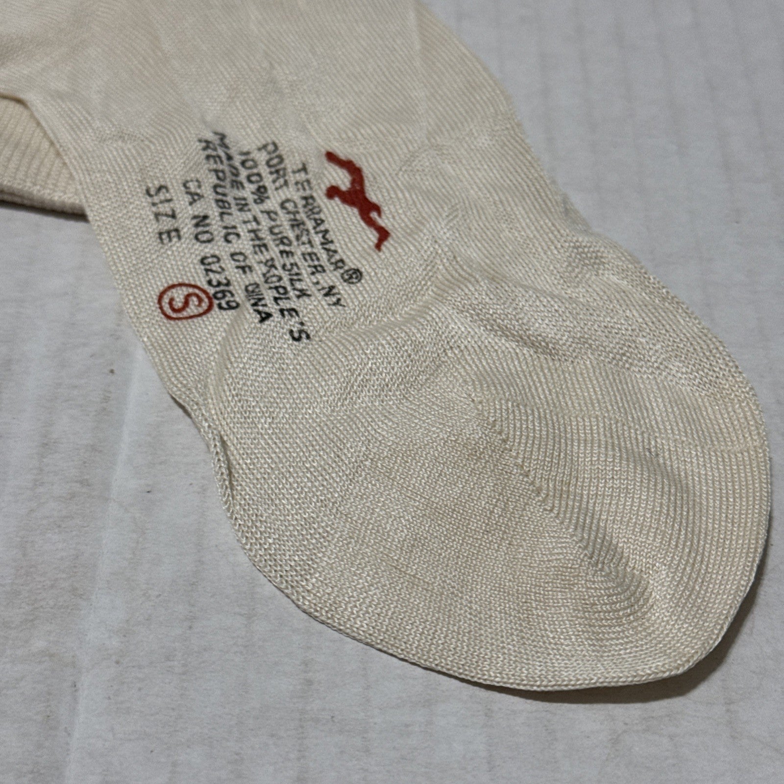 Vintage Terramar 80s Long Socks New With Out Tags Cream 100% Pure Silk Rare Find — image 6 of 8